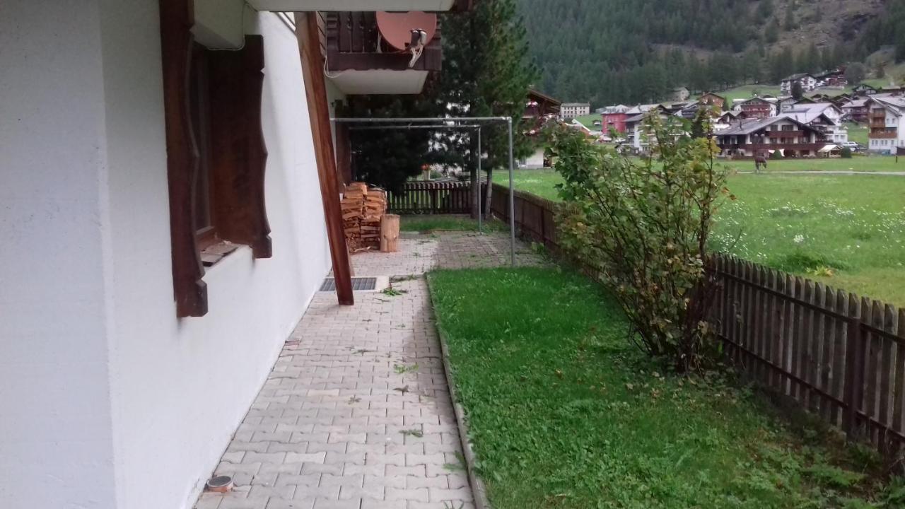 Free Cable Car & Bus In The Summer Haus L'Oree Saas-Grund Luaran gambar