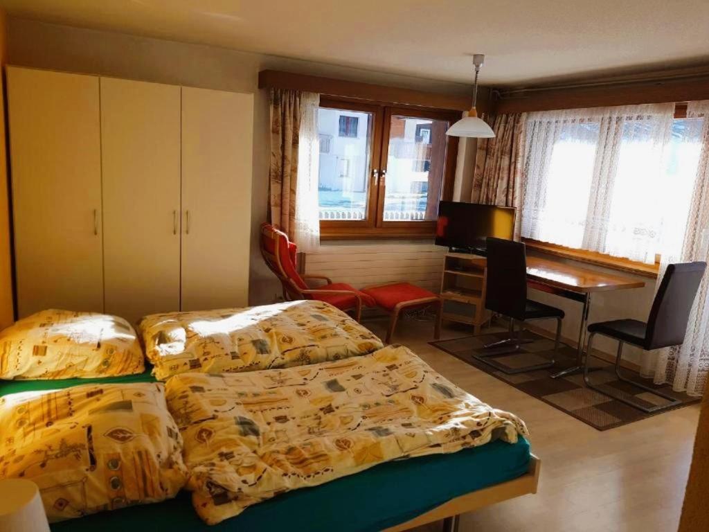 Free Cable Car & Bus In The Summer Haus L'Oree Saas-Grund Luaran gambar