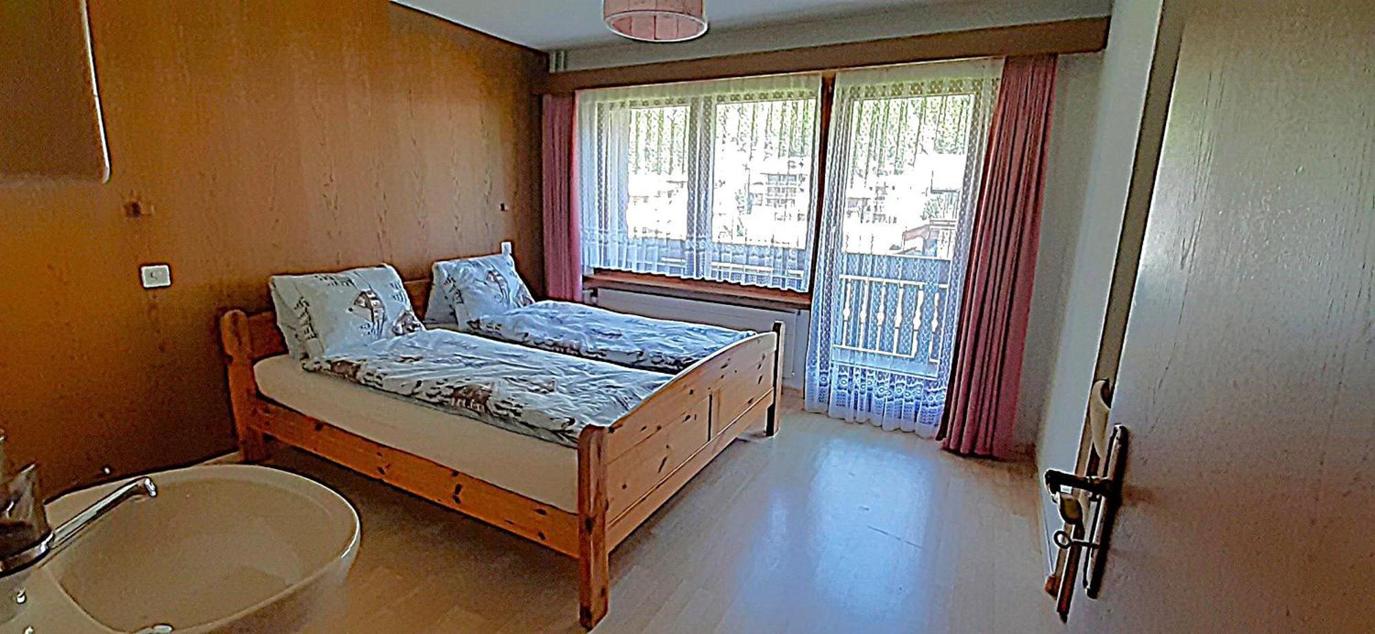 Free Cable Car & Bus In The Summer Haus L'Oree Saas-Grund Luaran gambar